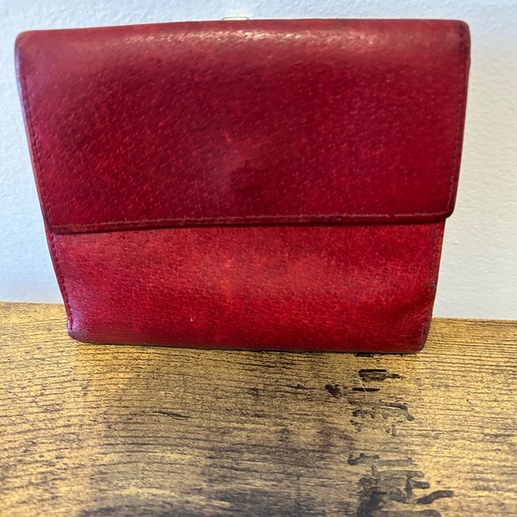 Gucci Red Leather Wallet - Picture 4 of 7